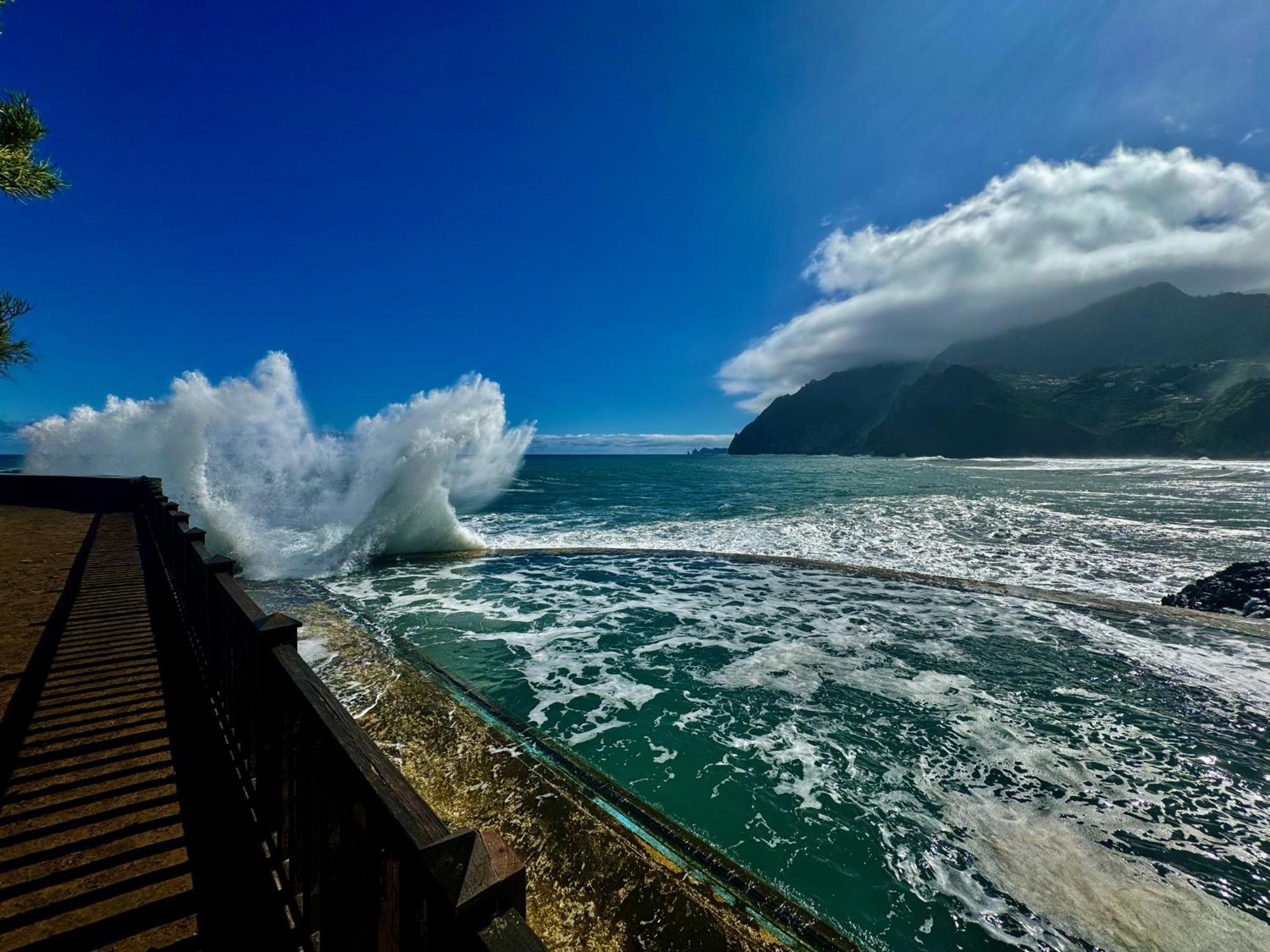 Sea Breeze Studios Porto Da Cruz Exteriör bild